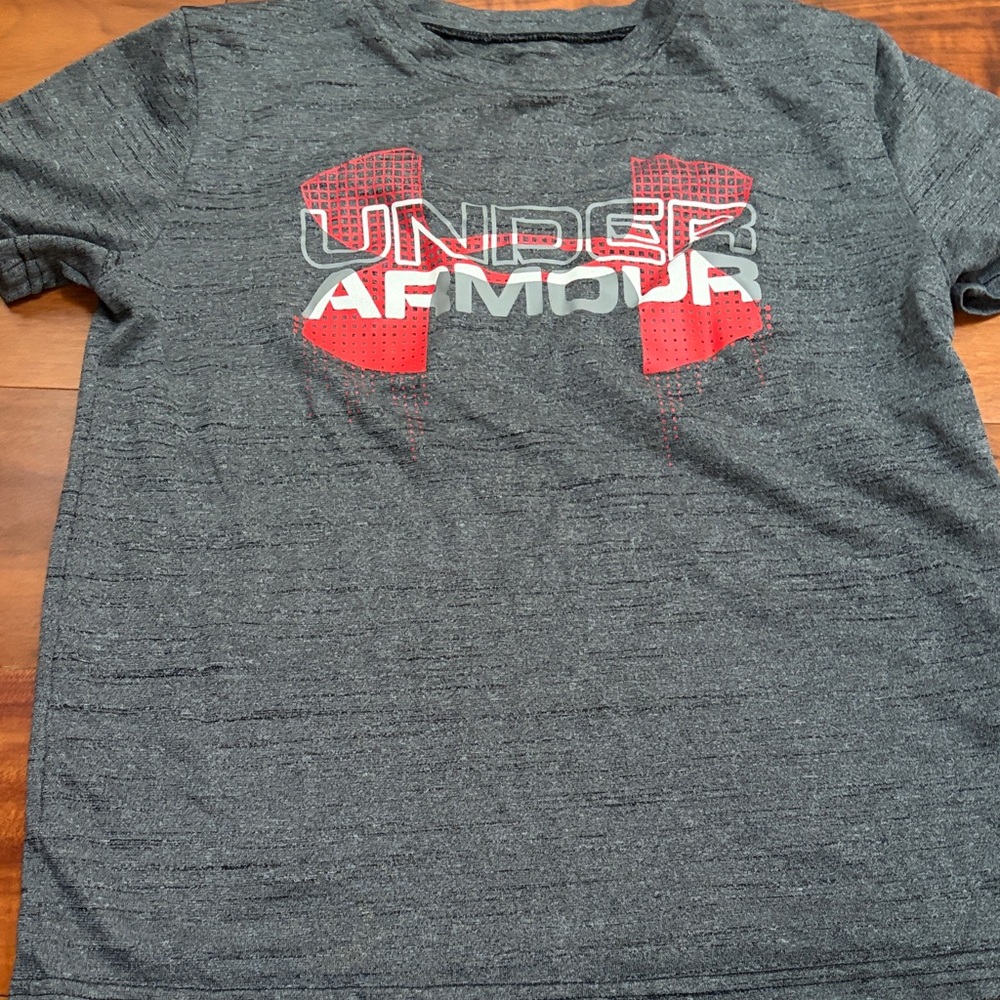Under Armour Charcoal Tee with Vibrant Red Accents